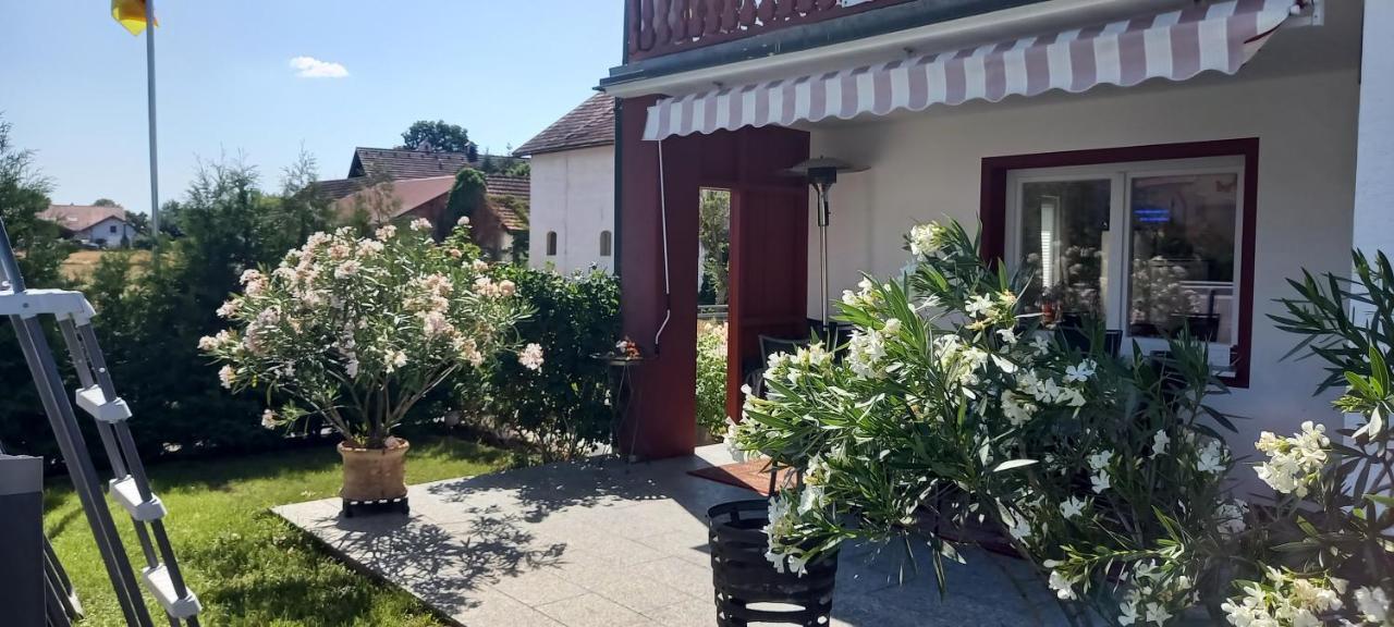 Gaestehaus Grenzenlos Aholfing Экстерьер фото